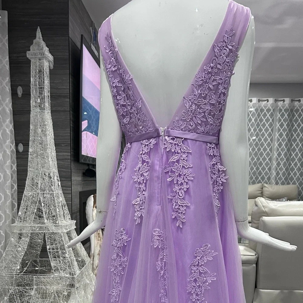 NWOT 💜 Lilac Lavender Gown/Dress - Picture 13 of 17